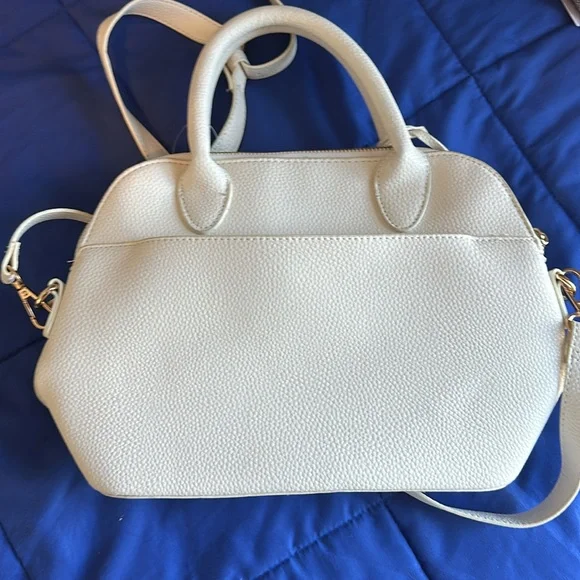 bebe white purse with rainbow branding - Picture 3 of 8